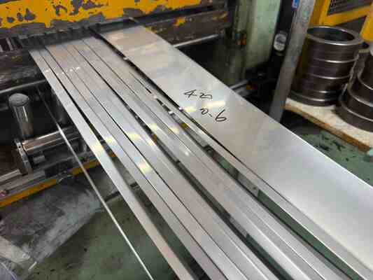 JIS SUS420J1 Warm- en koudgewalste roestvrijstalen plaat, strip in rol